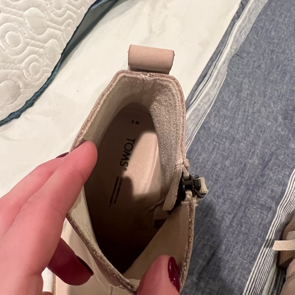 Toms Booties - Picture 3 of 6